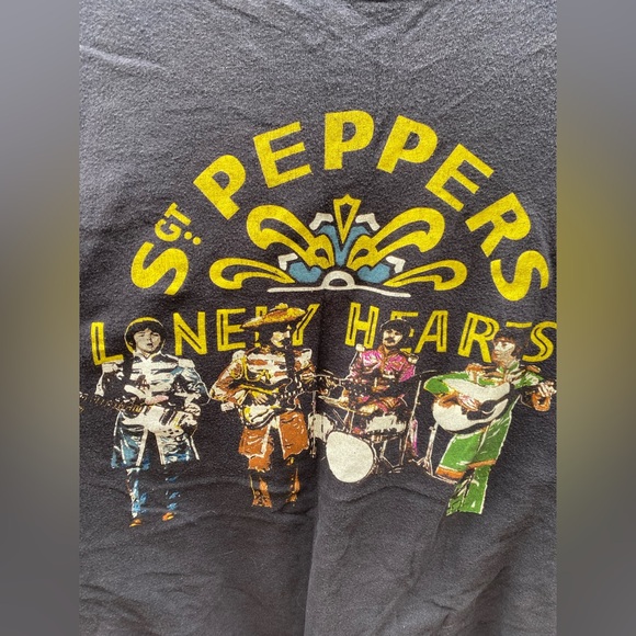 Sergeant Peppers Graphic T-Shirt Vintage - Picture 3 of 5